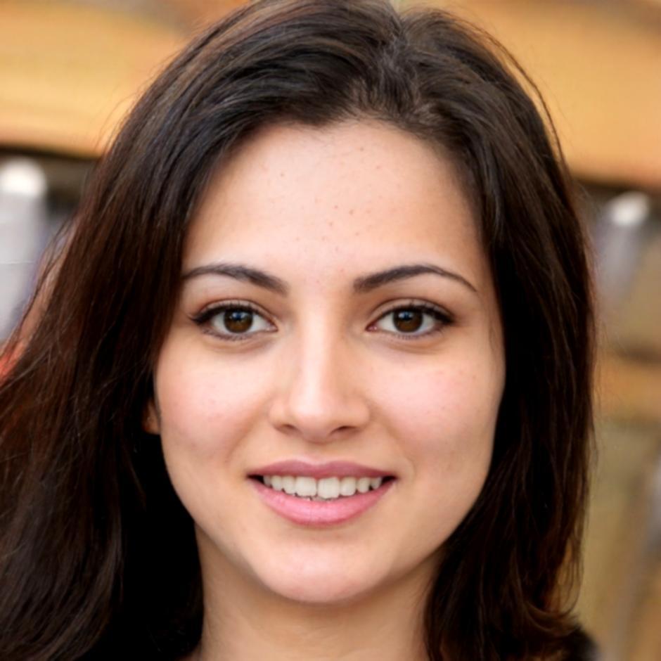 Portrait of Pranee Laksana, Business Development Manager